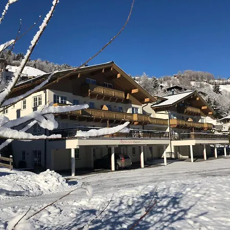 Alpinresort Kaprun 1 Exterior photo